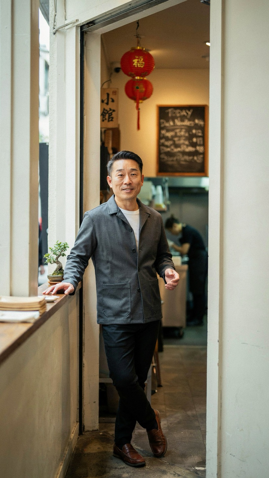 David L. gérant restaurant asiatique Rive Gauche